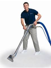 carpet cleaning man
